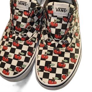 VANS Doheny Cherry Checkerboard Low Top Sneakers Women's Size 8